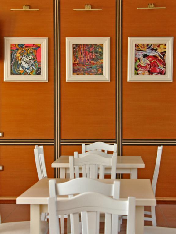 Hotel Vila Giorgio Shkoder Exterior photo